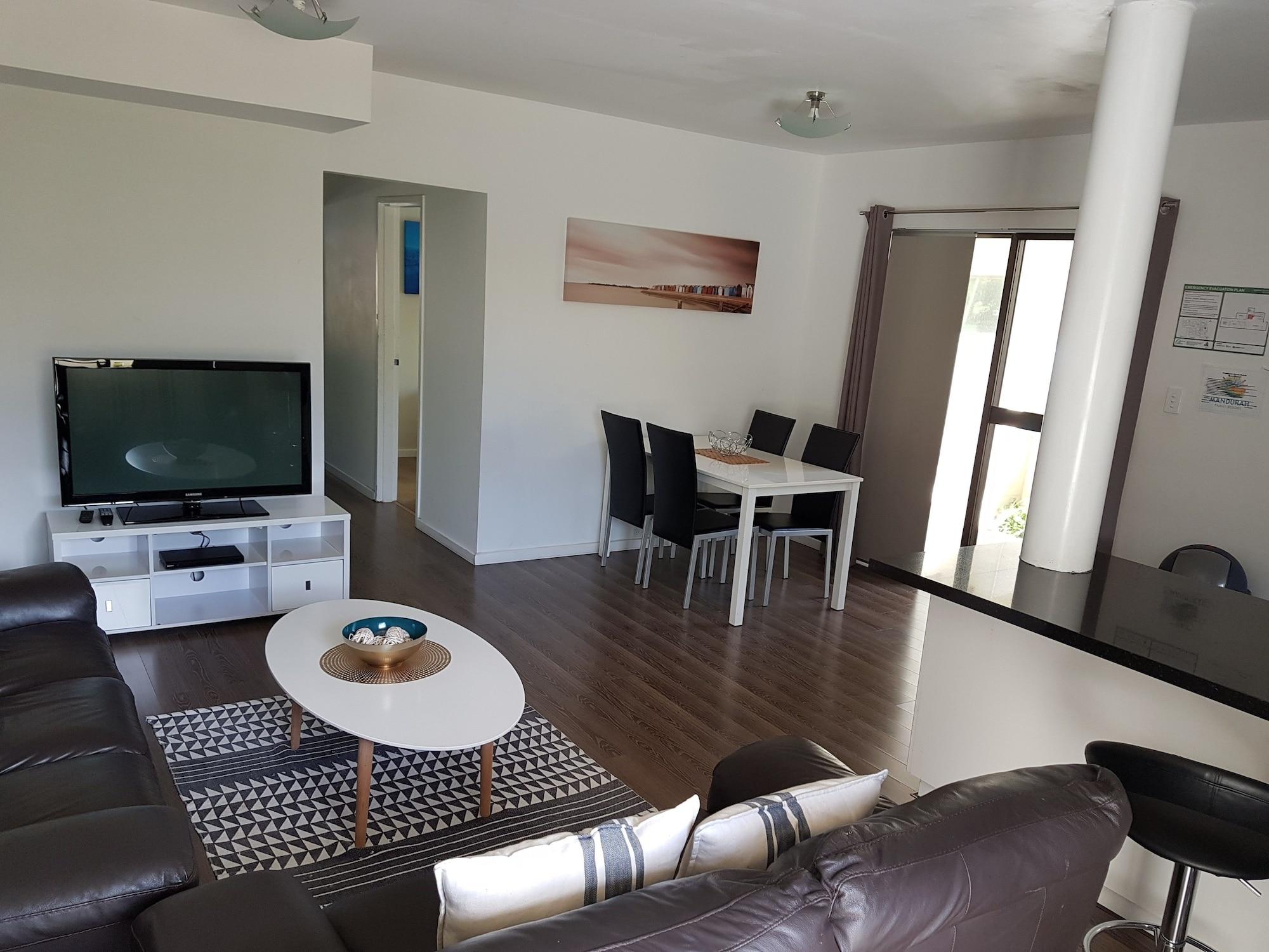 Mandurah Family Resort Bagian luar foto