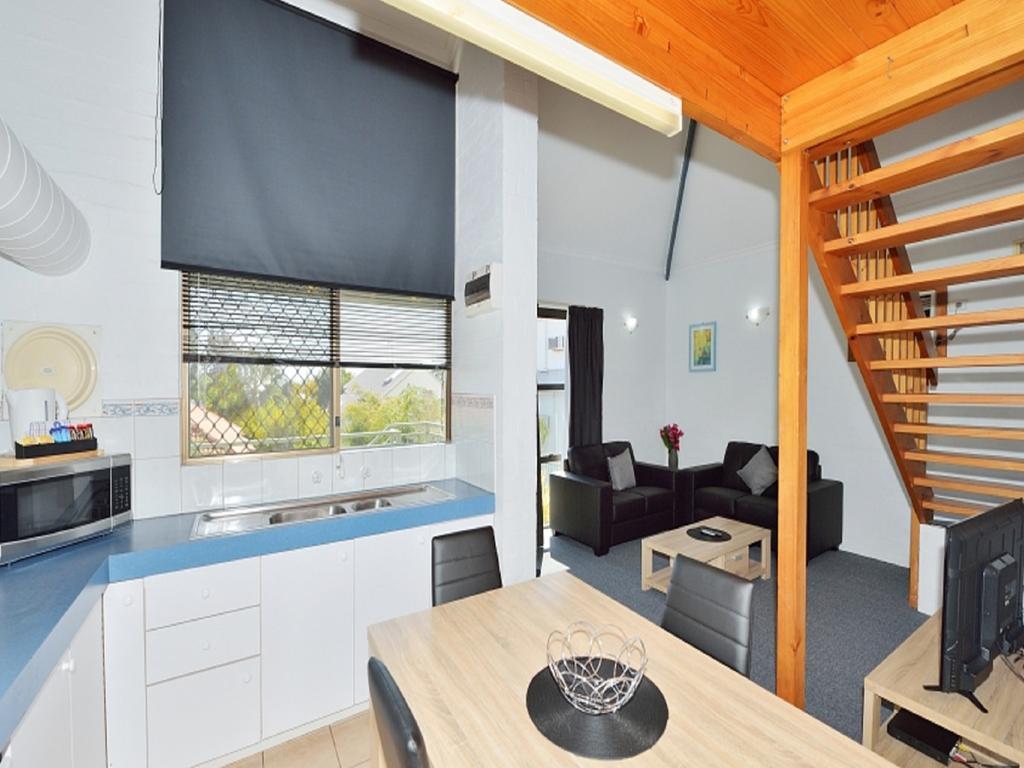 Mandurah Family Resort Bagian luar foto